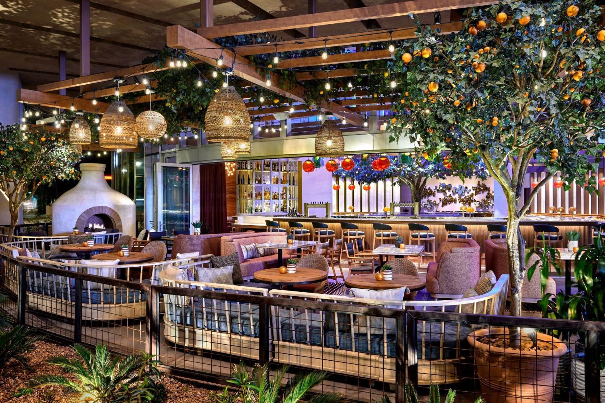 Sheraton Phoenix Downtown Exterior foto