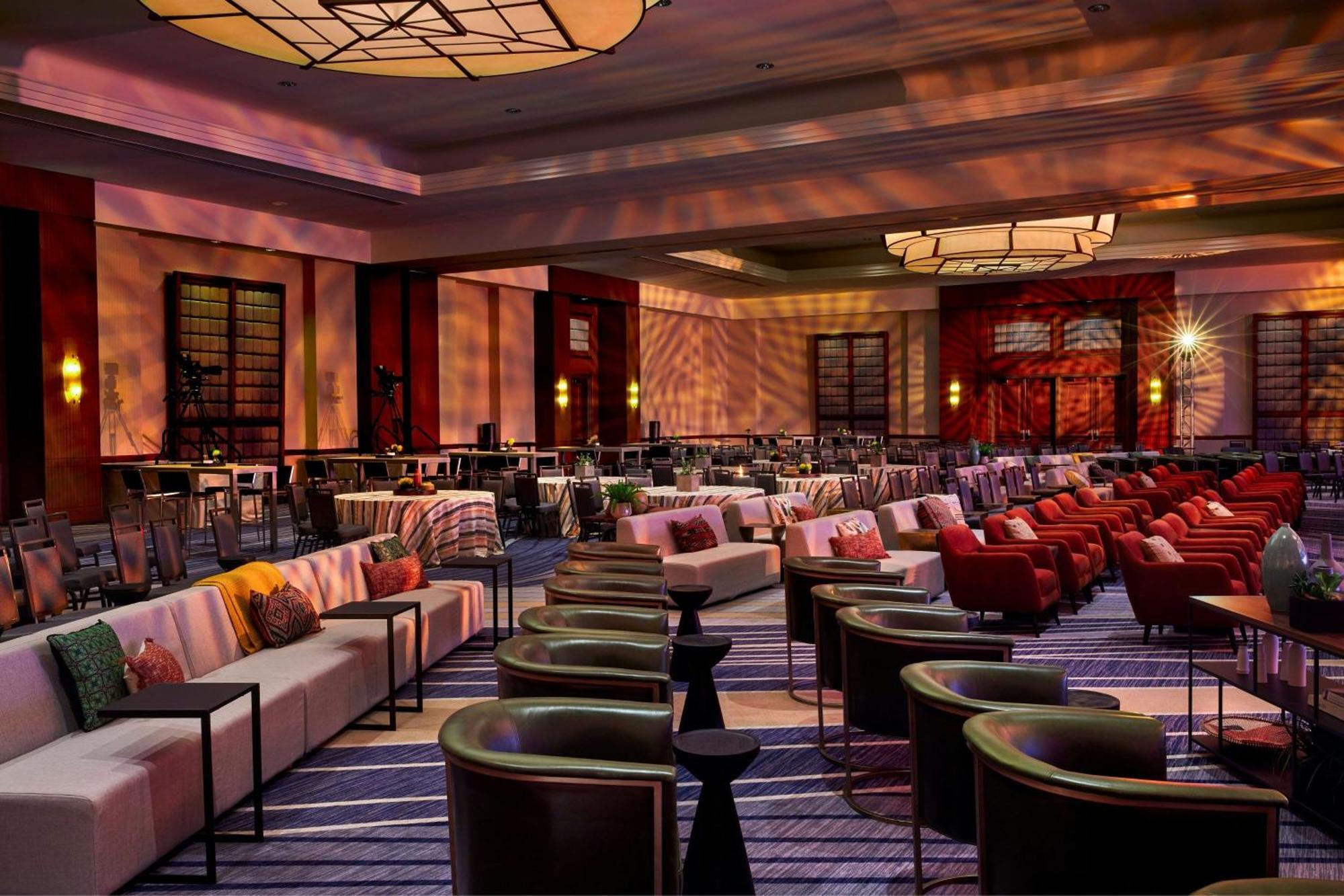 Sheraton Phoenix Downtown Exterior foto