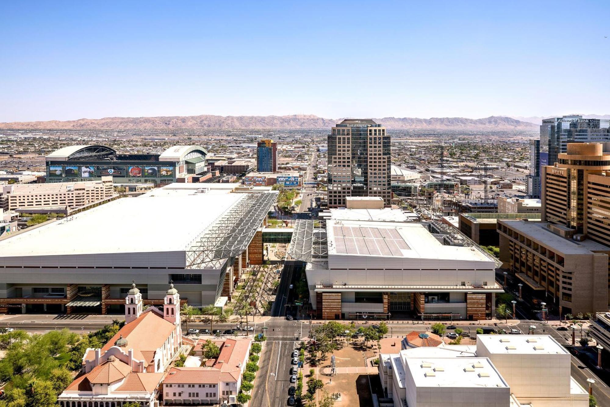 Sheraton Phoenix Downtown Exterior foto