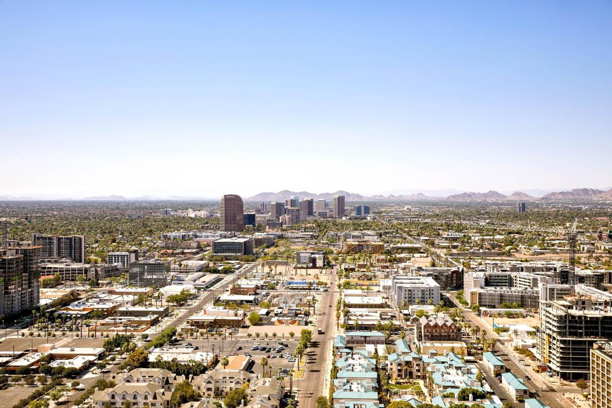 Sheraton Phoenix Downtown Exterior foto